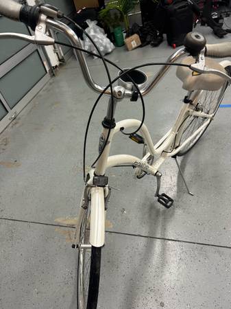 2015 3-Speed Townie 26” 1