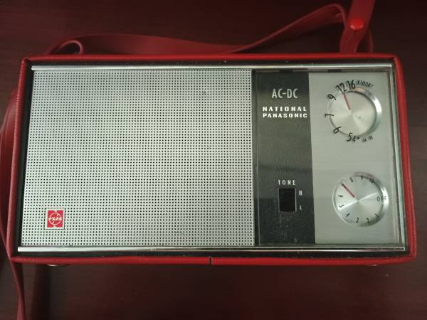 panasonic- transistor radio 1