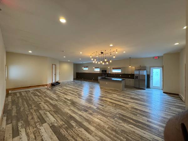 $2000.00 / 3br - 1800ft2 - 3 bed 1 bath63951425039490120