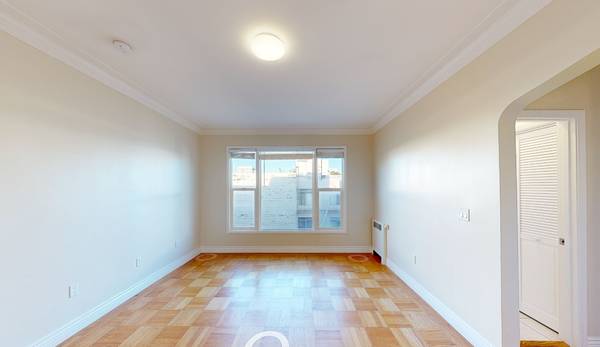 $4,445 / 1br - 560ft2 - 1660 Bay@Webster/Sunny 1br/W+D In Unit/Near Ft. Mason/Shops/Pets OK (marina / cow hollow)63622931361025121
