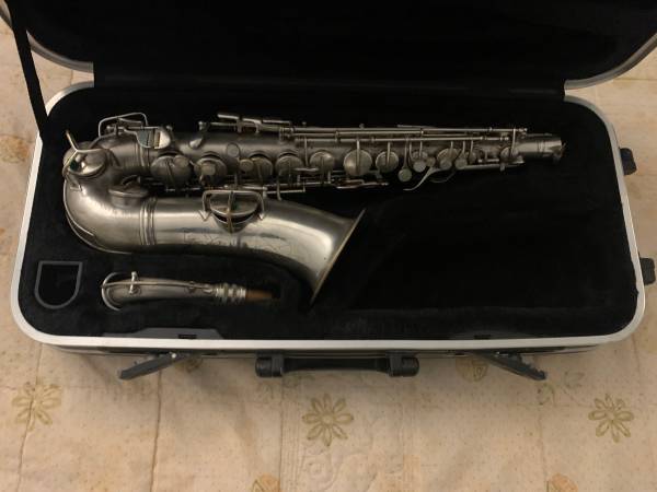 Conn new wonder2 alto saxophone 1