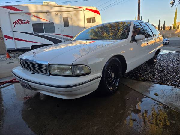 1992 chevy caprice wagon 1