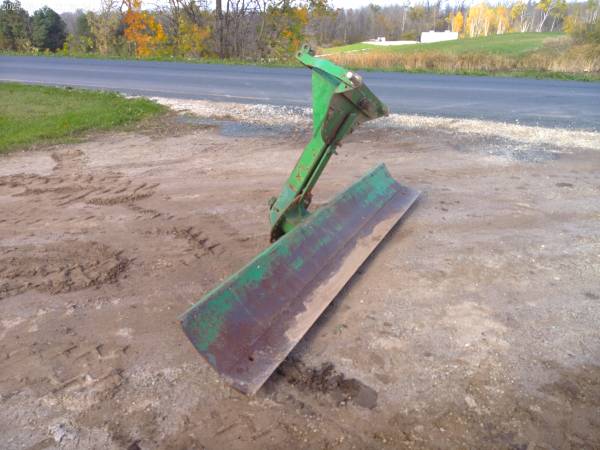 John Deere 7ft backblade 1