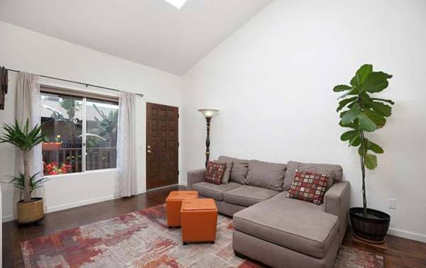 $1,200 / 1br - 580ft2 - ****Stylish One bedroom condo#### (San Diego)63847865720193121