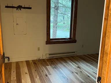 $900 / 2br - Amplio departamento de 2 habitaciones y 1 baño con ventanas de doble vidrio (Jackson, WY)63655807080833123