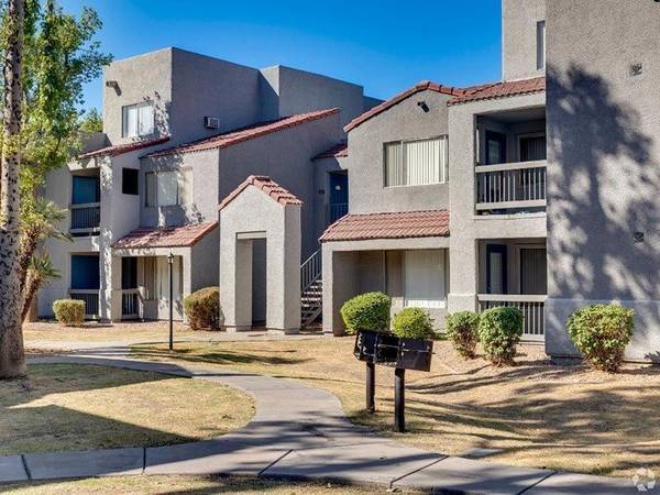 $1,125 / 2br - 916ft2 - Live in Style! Balcony, Walk-In Closets & $1525 FREE RENT*63966952741251124