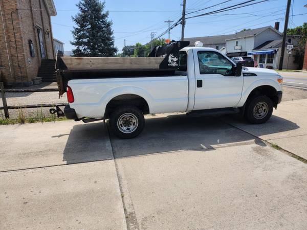 2012 Ford F350, 4x4, cabina sencilla, V8 de 6.2, cama volcadora de 8 pies, 71 000 millas - $11 395 (área de Fairfield/Ross, Ohio-Cincinnati)63470601666563122