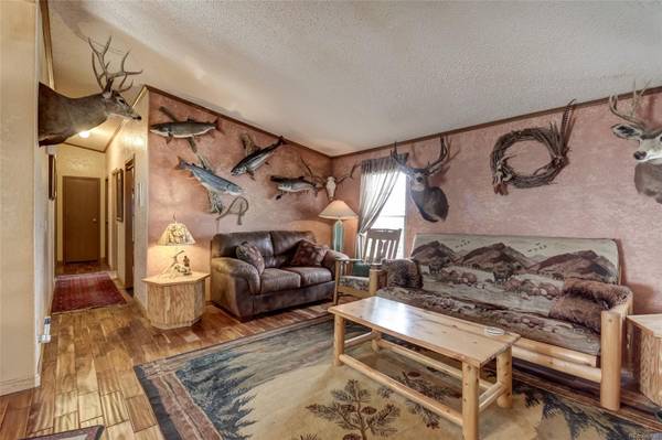 $52,000 / 4br - 2128ft2 - CHAMPION 1995 4bd 2bath Manufactured Home-Upgrades-SEE IT NOW! (Calhan)63687067120771124