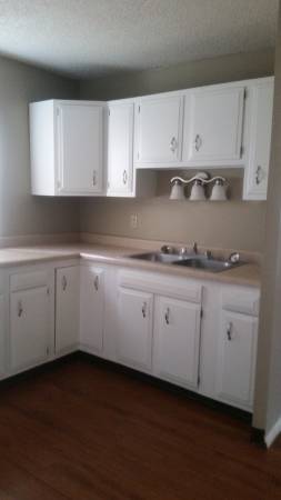 $1,324 / 3br - 1200ft2 - Ideal Dekalb Location, Pets Welcome, Call Today!!! (DeKalb)63981978389634121