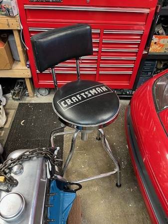 Craftsman swiveling garage stool for workbench for SALE 1