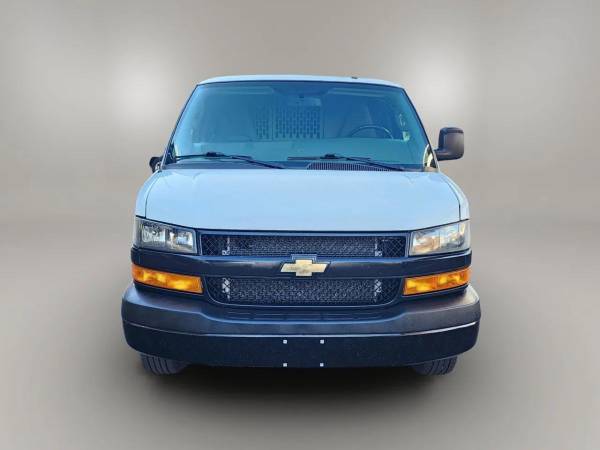 2020 Chevrolet Express 2500 - Photo 4
