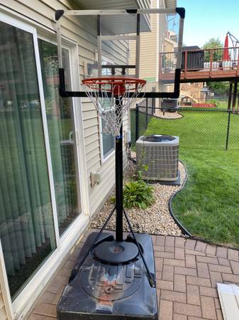 Basketball Hoop 1