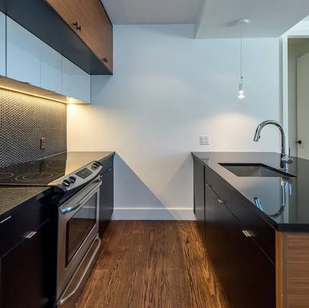 $3,200 / 3br - ✨ Spacious 3BR w/ Modern Kitchen & Laundry – Prospect Lefferts Gardens (Prospect Lefferts Gardens)63788482260739124