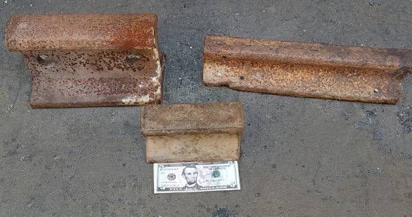 RAILROAD TRACK SECTIONS FOR SMALL ANVILS 1
