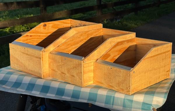 Rabbit nesting boxes 1
