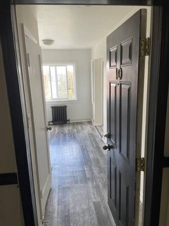 #10 7387 10th Ave**New Beautiful Reno Studio IN BURNABY  ** 1
