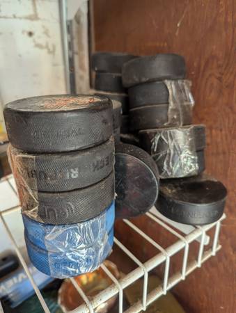 Hockey  Pucks 1