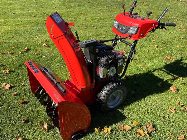 Like New Simplicity M1530E Snowblower 306cc 30” Heated Power Steering 1