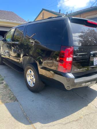 Chevy Suburban 2012 en venta - $3.500 (San Leandro)63487043828739122