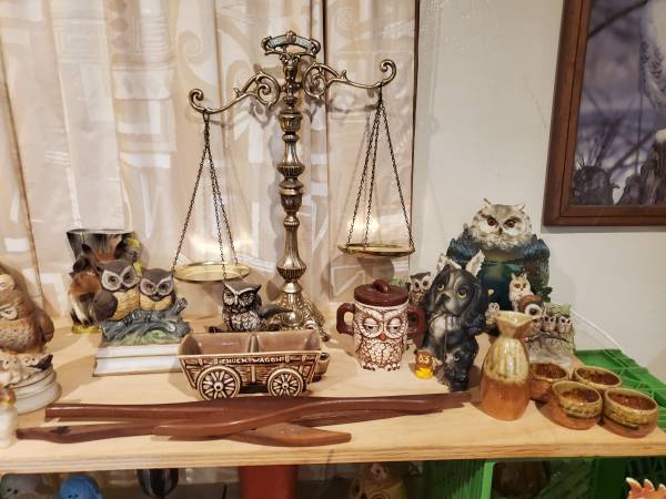 Yard sale photo