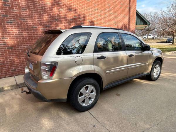 2006 Chevrolet Equinox 4x4-1 dueño - POCOS KILÓMETROS - MUY LIMPIO - $4.895 (Mount Clemens)63488198161025123