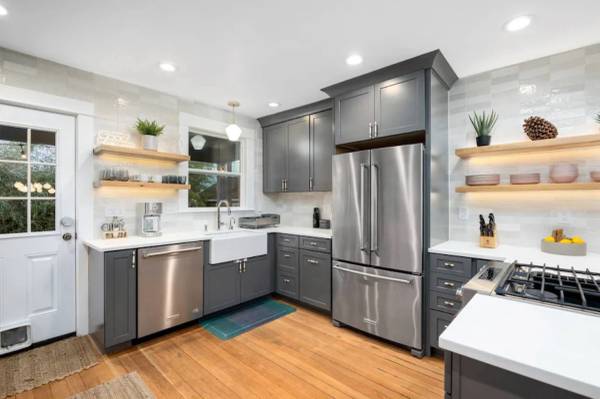 $220 / 4br - Retiro Rhone: Artesano de Lujo con Ducha de Vapor, Bañera de Hidromasaje, Mesa de Billar, Barbacoa, Wal (Portland, OR)63914740318594123