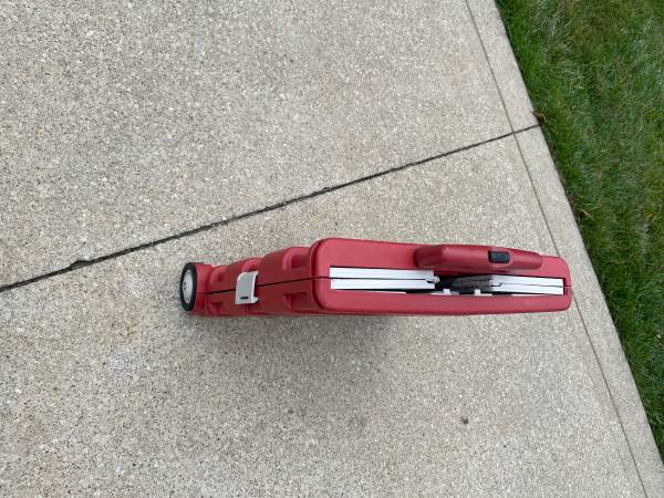 Easy folding cart. 1