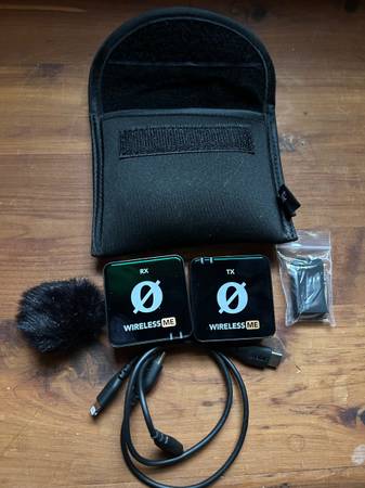 Rhode Microphone System BARELY USED 1