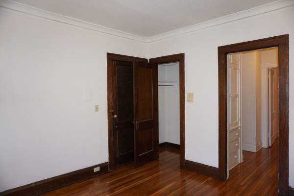 $925 / 1br - 620ft2 - 1815 1st Ave, Esquina HW 1BR en Stevens, Camina al Centro, Se Permiten Mascotas! (Stevens Square, Eat Street, Downtown Minneapolis)63868698493185121