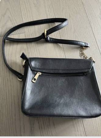 Michael Kors Purse for Sale 1