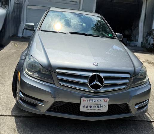 2012 Mercedez-Benz c300 4matic Sport Sedan - $11,995 (Hampton Roads)63621686077187123