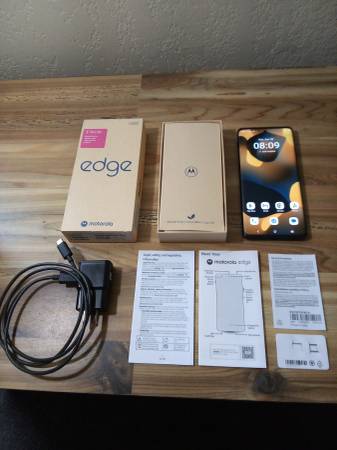 $200 Brand new Motorola Edge Unlocked 1