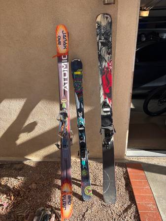 Skis. 1