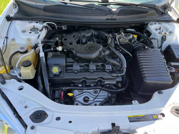 2004 CHRYSLER SEBRING CONVERTIBLE GTC - $3,850 (Thonotosassa)63443316234883124