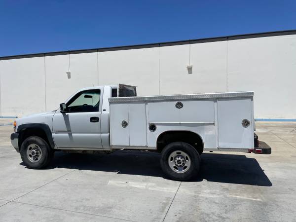 2002 GMC Sierra 2500 HD - $7,200 (Bakersfield)63470220366721121