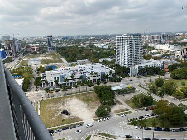 $2,600 / 1br - 825ft2 - 26th Floor 1bd with Stunning Bay Views! (Opera- Edgewater)64001848141953121