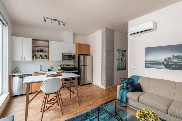 $1,395 / 1br - El Nexus está en Kerns; ¡Nombrado uno de los 5 mejores vecindarios 🤯! ¡Tienes que hacer la visita guiada! (SE Portland, E Burnside, Kerns)63831683188483122