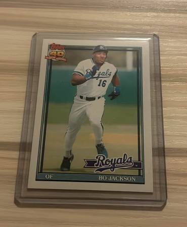 Mint Condition Bo Jackson Baseball Card (Topps 40th Anniversary) 1