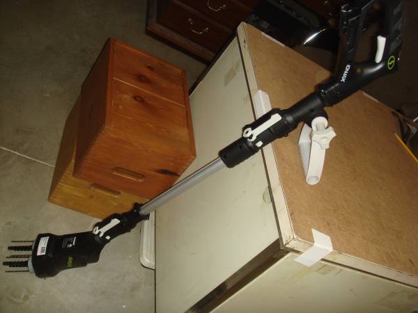 Sunjoe Cordless Claw Garden Tiller Tool with Battery and Charger 1