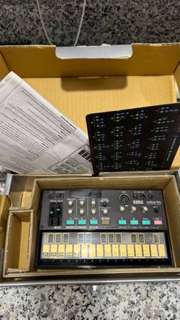 Volca FM - 1