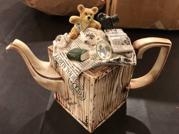 Royal Albert Tea Pot 1