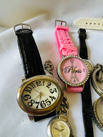 Vintage / Newer assorted ladies watch lot - $4563469928950531124