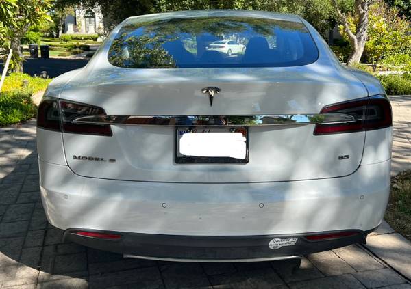 Tesla Model S 85 2014 - $9,800 (dublin / pleasanton / livermore)63617509070595121
