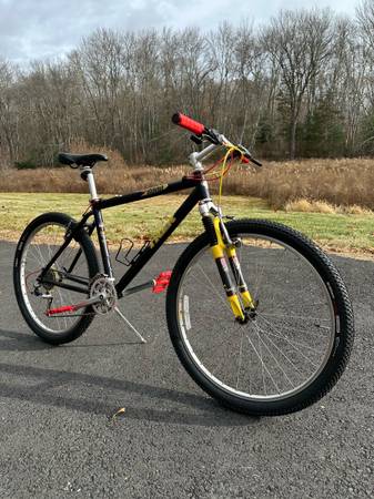 Trek 8000 ZX Mountain Bike Refurbished (medium) - bicycles - by