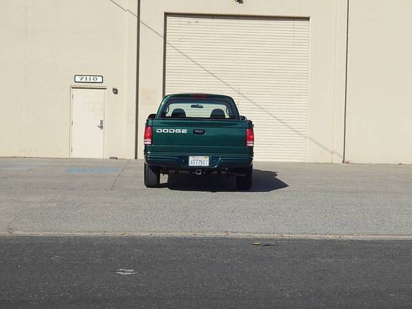 2000 Dodge Dakota SLT Plus 2dr Extended Cab SB - $8,900 (- Great Cars - Great Prices ! Call Today)63484978014849123