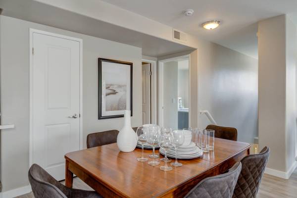 $2,779 / 2br - 957ft2 - 2-Bedroom Townhome – Stylish, Spacious, and Ready for You! (18005 W. Anne's Circle, Los Angeles, CA)63857624682625121
