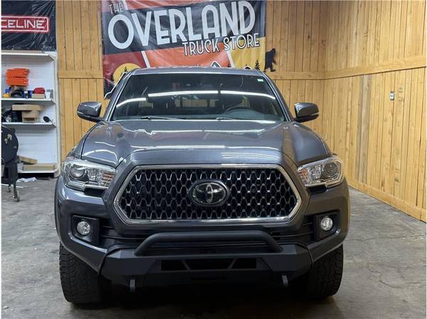 2018 Toyota Tacoma Access Cab - Photo 2