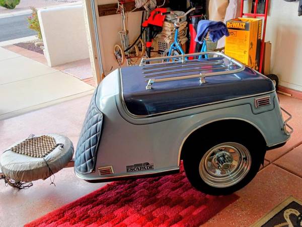 Beautiful Escapade Trailer 1