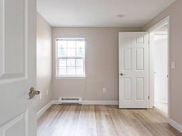 $3,595 / 3br - 1200ft2 - 3BR apt, Located in Bellevue, Tons of storage, Fully-equipped kitchen (Redmond/Bellevue/Microsoft)64031134668418123