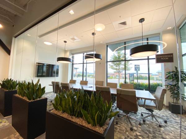 $200 / 100ft2 - New, Large and Impressive Board Room Available for Day Use (409 Elm Street, Manchester)63931658562562124